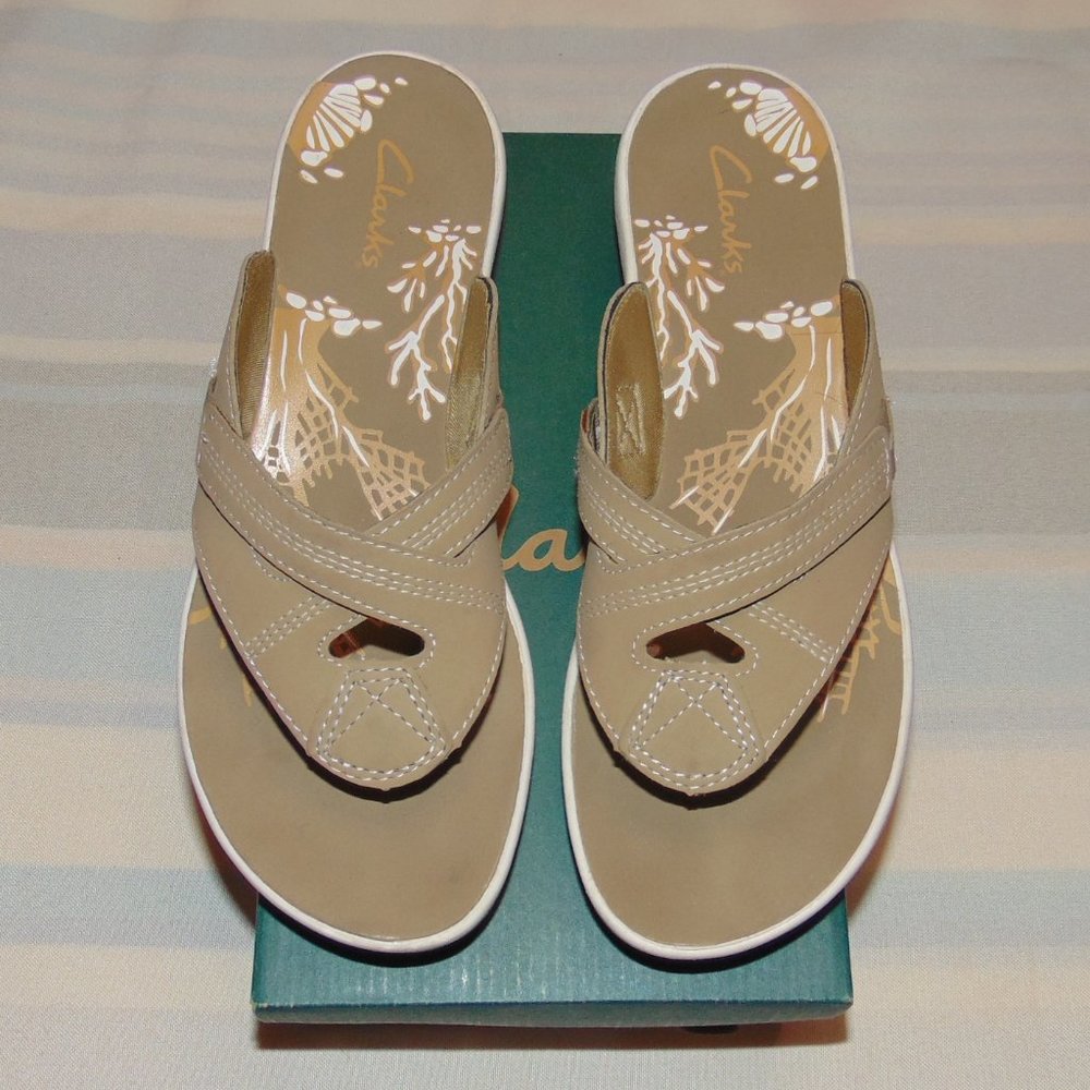 Clarks Greystone Daisy Glow Sandlas Women's sz 9M
